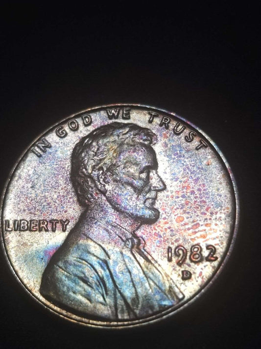 1982 D Large Date Copper Lincoln Memorial Cent Toned