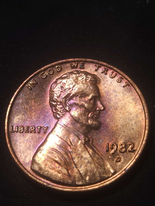 Toned 1982 D Large Date  Copper Lincoln Memorial Cent