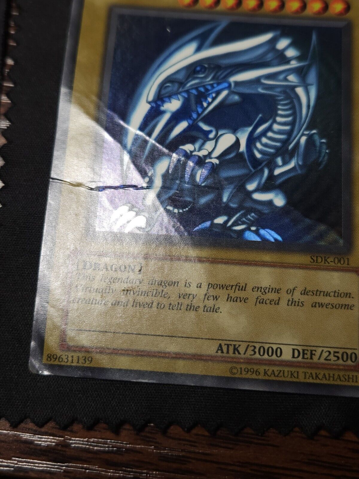 Yu-Gi-Oh Card - SDK-001- BLUE EYES WHITE DRAGON (ultra rare holo) *Played* - ErrorsandOddities33