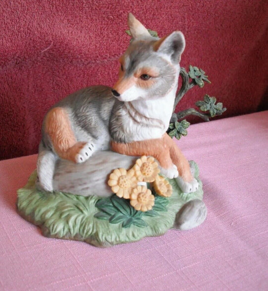 Vintage 1998 Lenox Porcelain Figurine- Peaceful Afternoon- Coyote ~ 4.0" Tall Lenox
