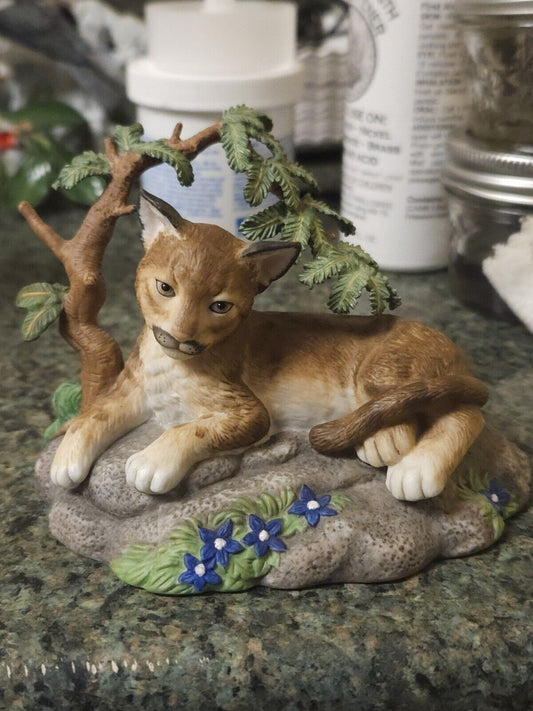 1996 Lenox Mountain Daydreams Cougar Porcelain Figurine Lenox